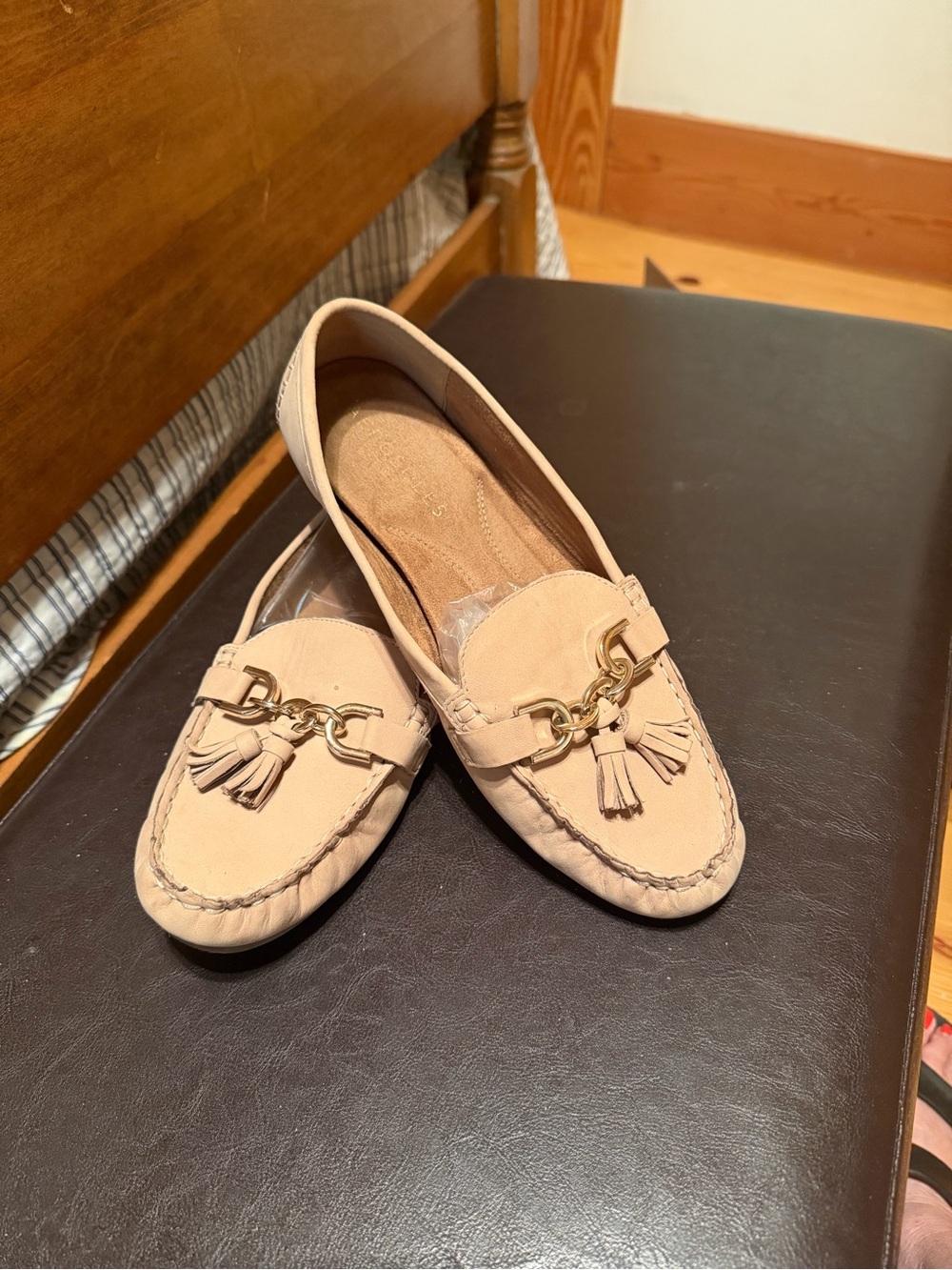 Aerosoles Tan leather driving loafer 9.5